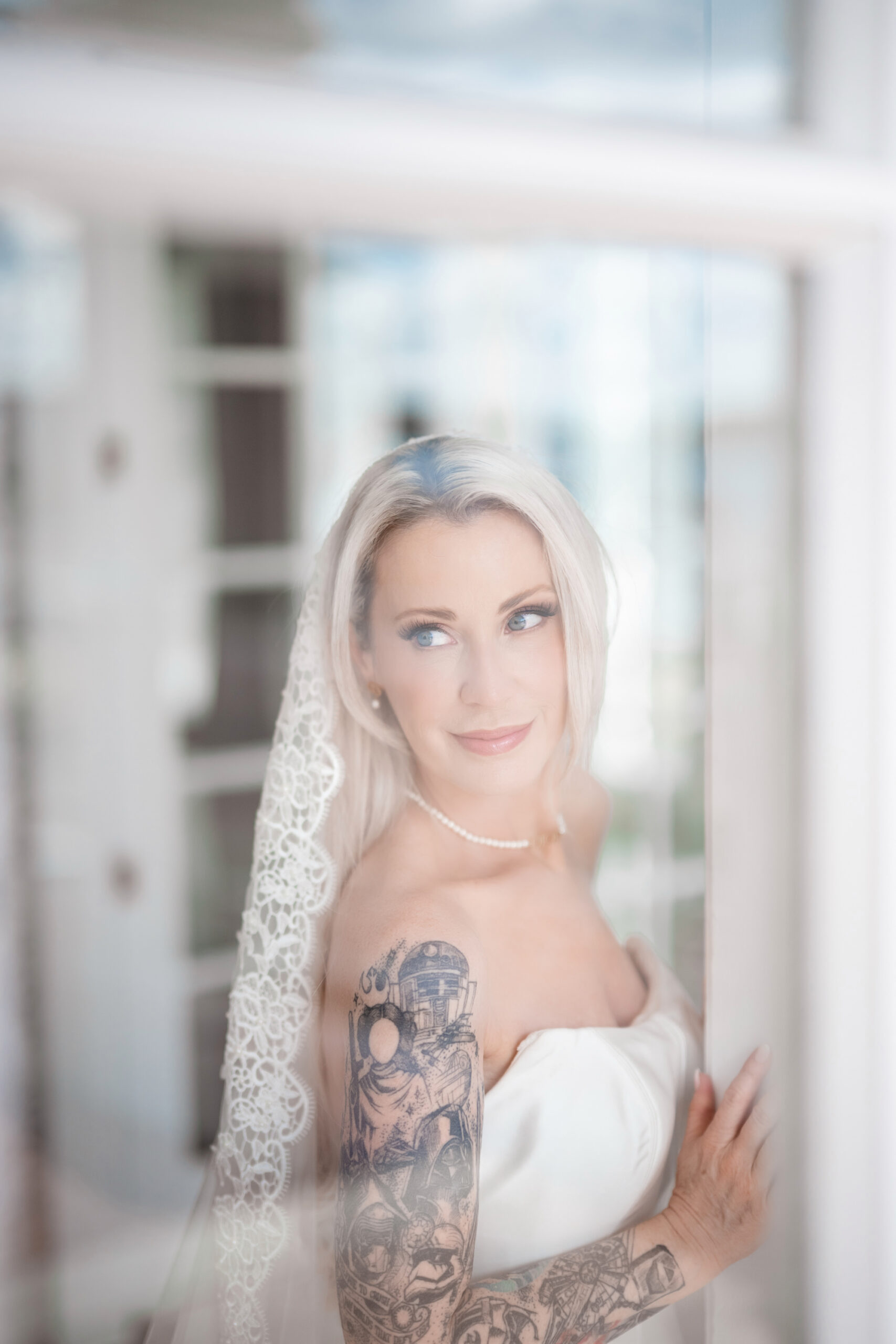 Orlando love story wedding reception cat tribute display